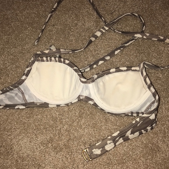 Victoria’s Secret push up swimsuit - Picture 2 of 2